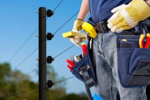 imagen de un instalador de cerco electrico